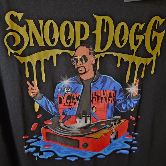 🆕️ Snoop Dogg Tee - Picture 2 of 4